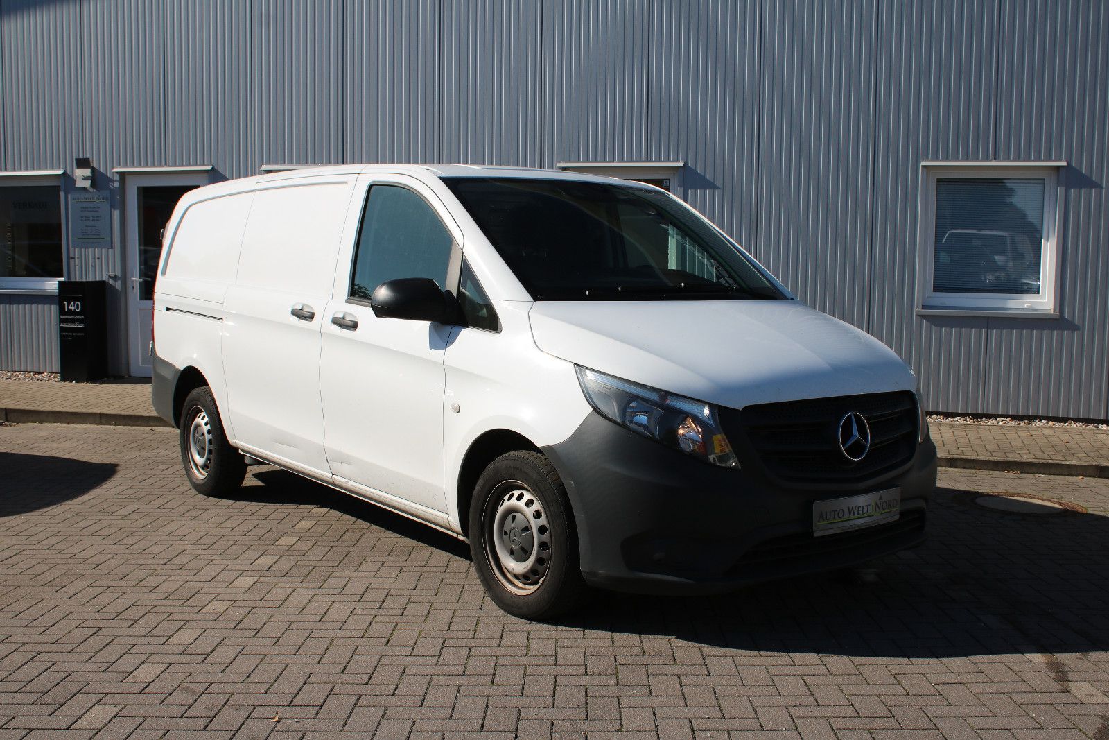 MERCEDES-BENZ Vito 116 2.2 CDI Kasten RWD lang Distronic/TotWi