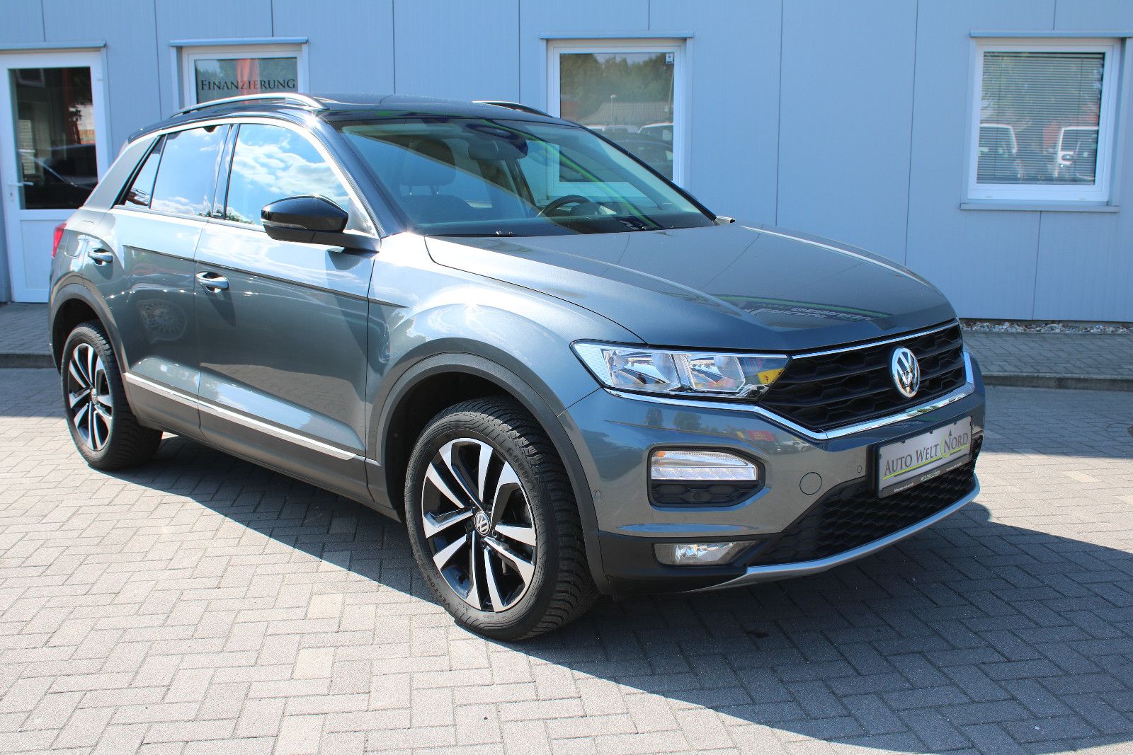VW T-Roc 2.0 TDI DSG IQ.DRIVE ACC/Panorama