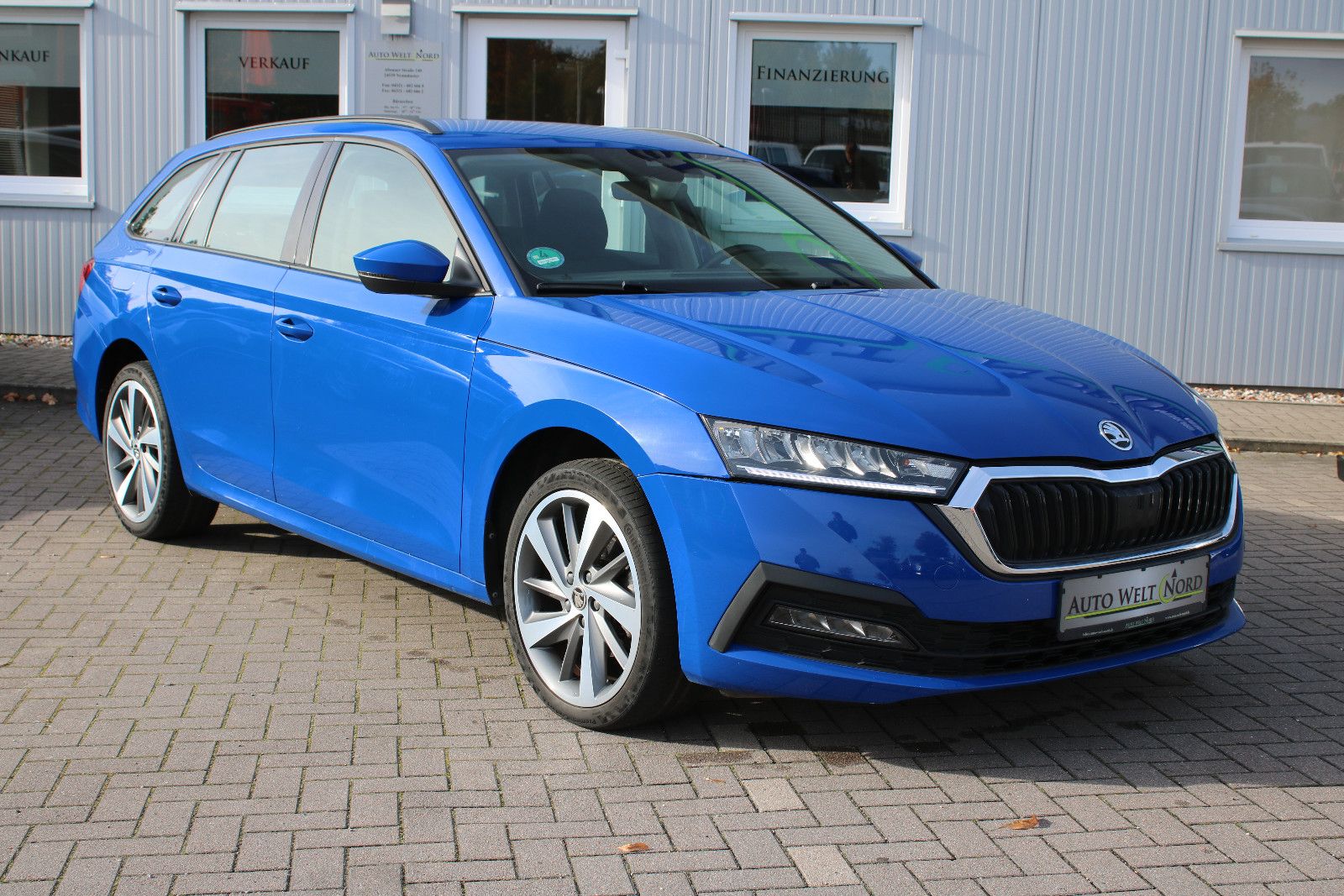 SKODA Octavia 2.0 TDI DSG Combi Ambition