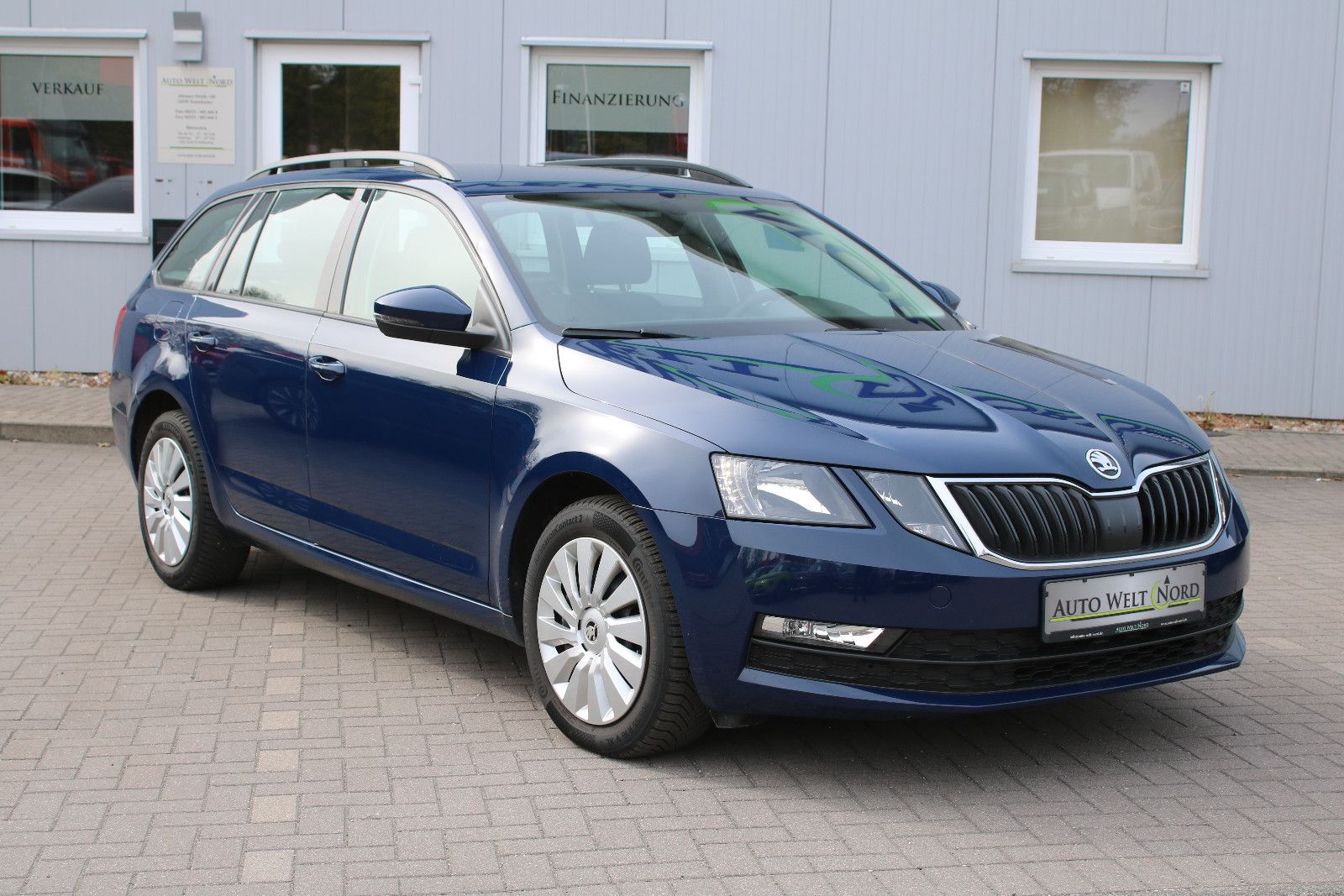 SKODA Octavia 1.6 TDI DSG Combi Ambition AnhängerKuppl