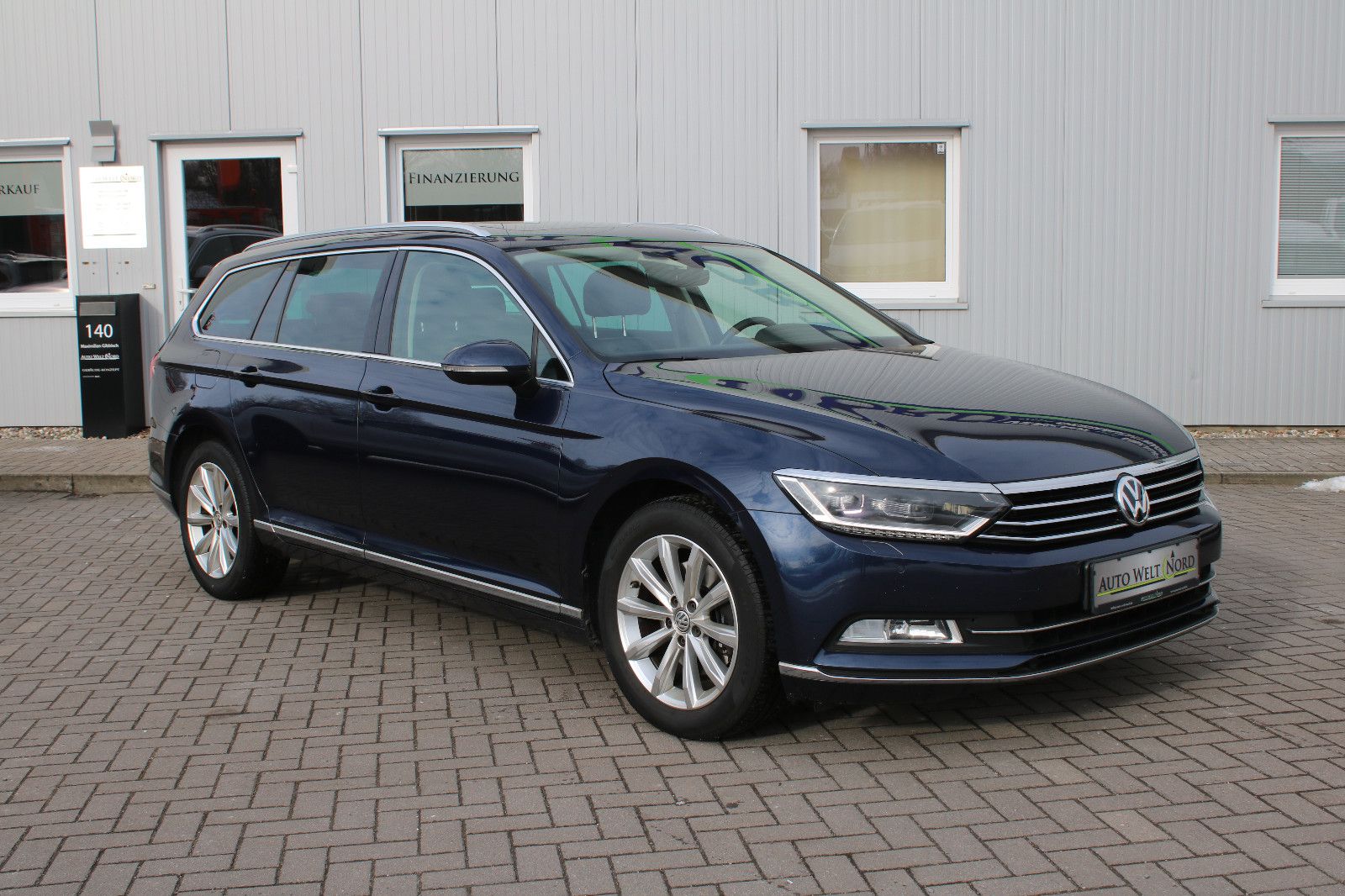 VW Passat 2.0 TDI Highline ACC/Panorama/LED/Leder